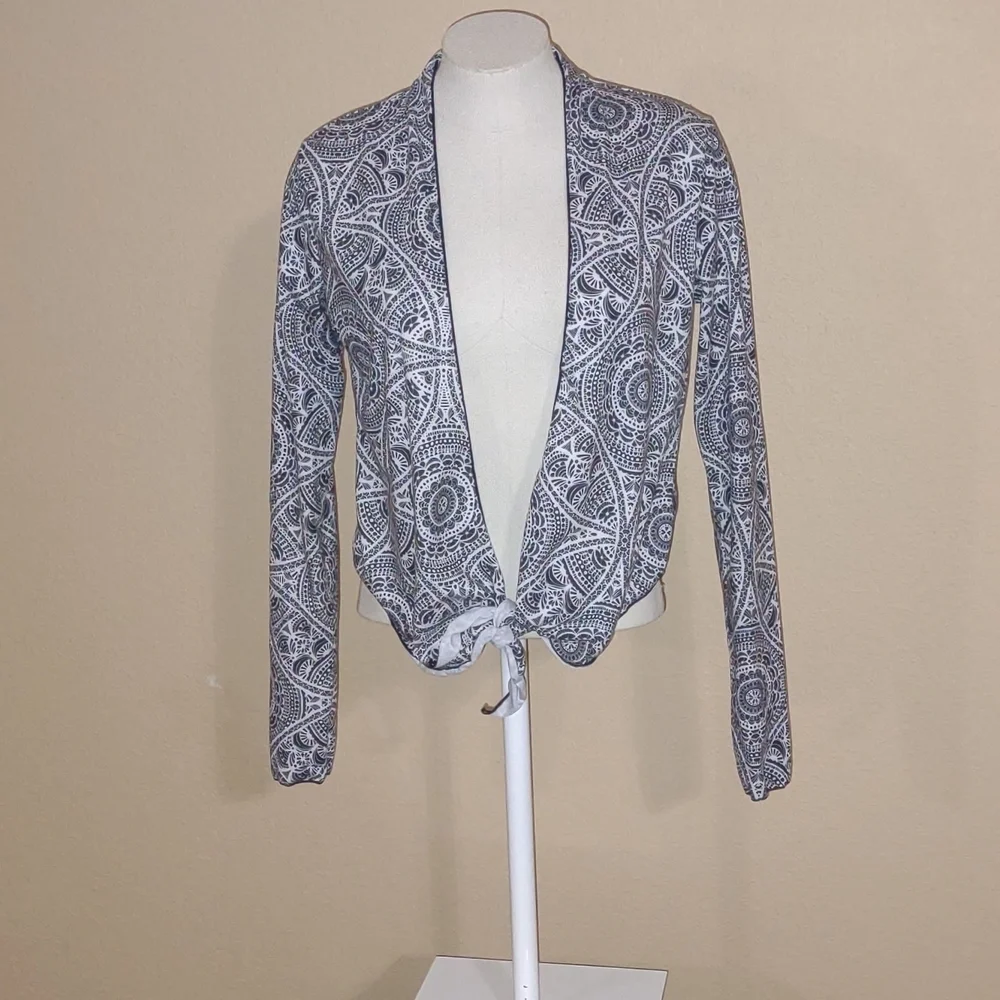 prAna Long Sleeve Tie Front Cardigan Size S